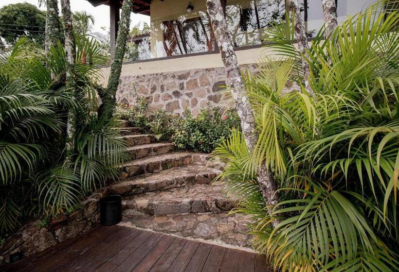 اتاق دلوکس مخصوص معلولین, Suítes Vista Pro Mar Ilhabela