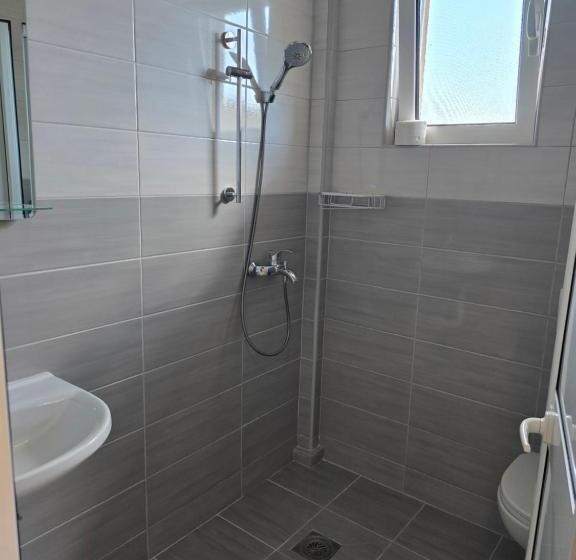 اتاق لوکس, Vila Cattleya