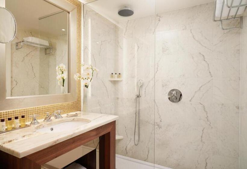 Quarto deluxe, Corinthia  Lisbon