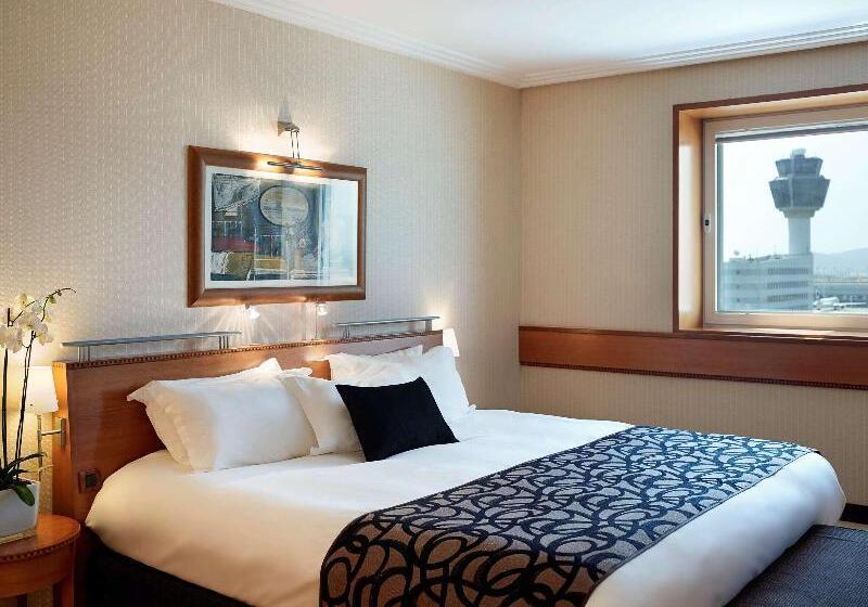 سوئیت کلاب, Sofitel Athens Airport