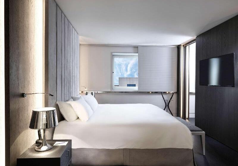 سوئیت کلاب, Sofitel Athens Airport