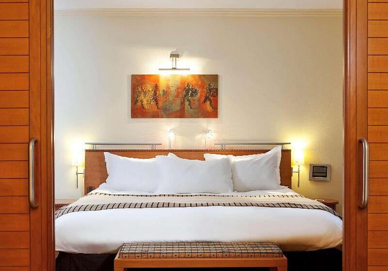 سوئیت جونیور با تخت بزرگ, Sofitel Athens Airport