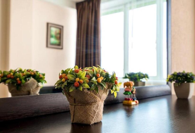 آپارتمان 1 خوابه با بالکن, 2 Room Apartment Nft Gudauri Penta 503