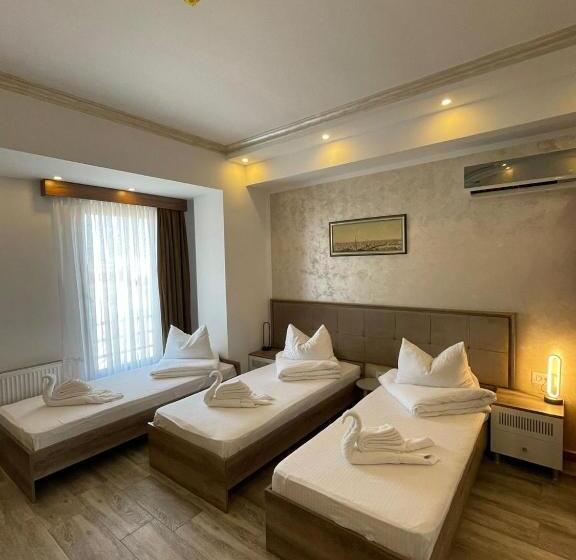 اتاق استاندارد سه نفره, Eka Residence