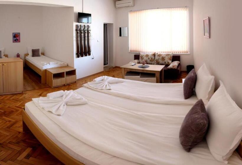 패밀리 룸, Gile Guest House