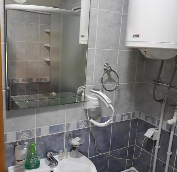 اتاق استاندارد با چشم‌انداز, Rooms Skorpijon