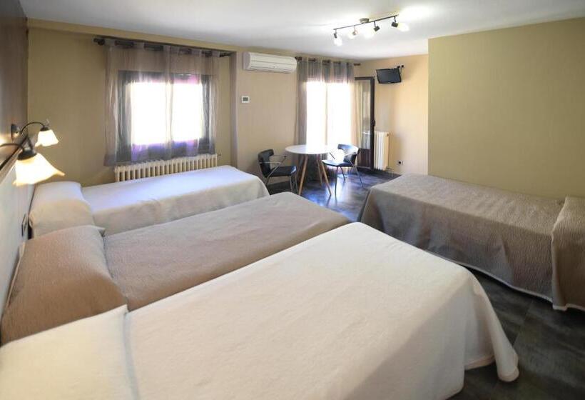 Четырехместный Номер Стандарт, Hostal Palacete De Los Arcedianos