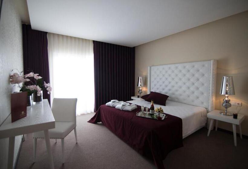 سوییت لوکس, De Ilhavo Plaza & Spa