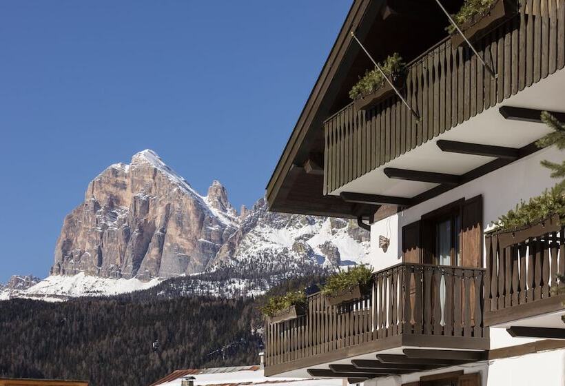 スパアクセス付きのスーペリアルーム, Faloria Mountain Spa Resort