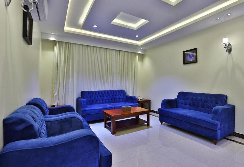 آپارتمان 2 خوابه, Dreams Houses Furnished Suites