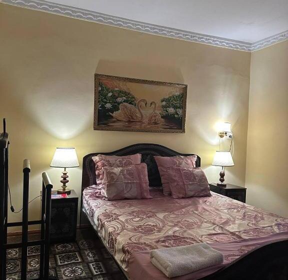 اتاق اکونومی, Guest House Nika, Nukus