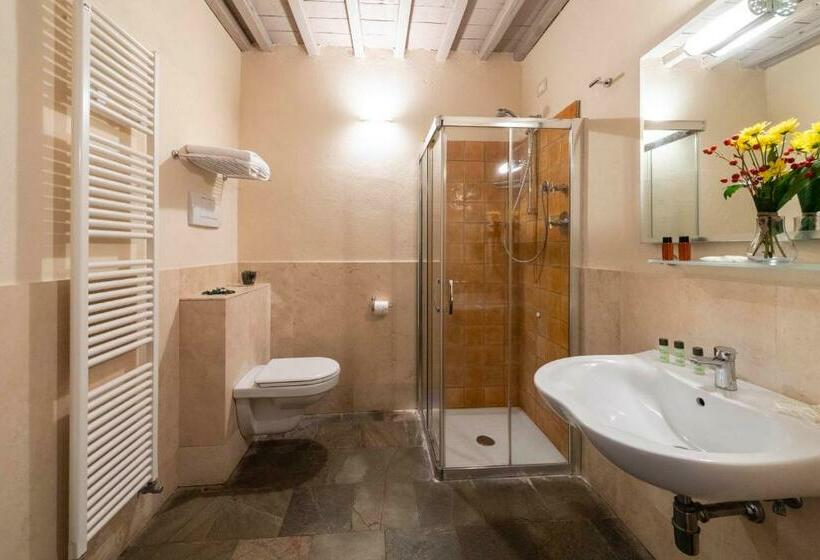 Стандартный Номер Кровать Кинг, Il Defizio