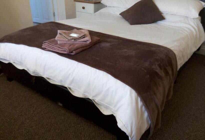 Семейный Номер, Parkside Guest House