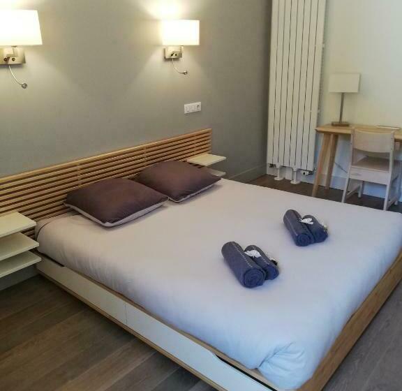 Номер Стандарт Вид на Горы, Auberge Des Isards