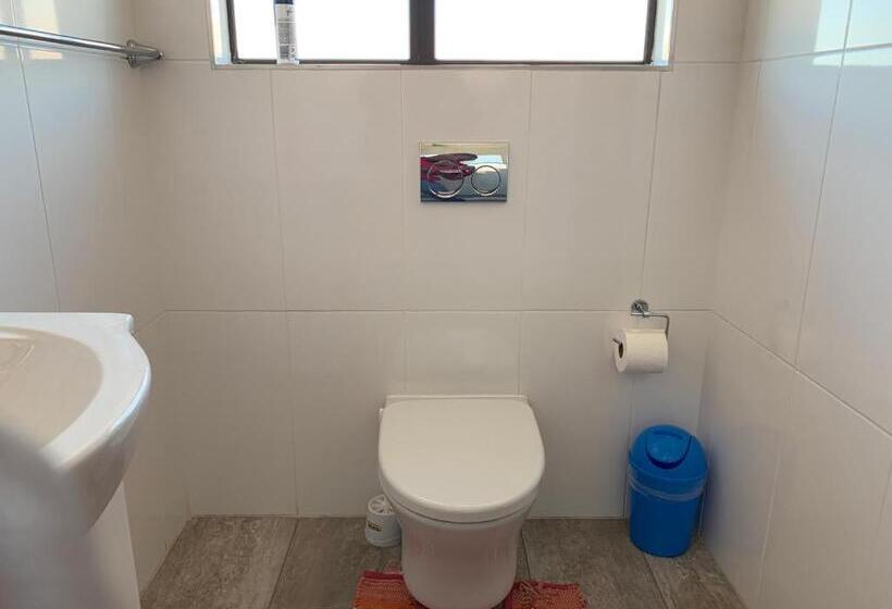 اتاق استاندارد با تخت بزرگ, Malu Guest House