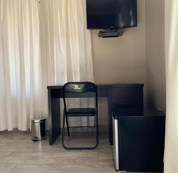 اتاق استاندارد با تخت بزرگ, Malu Guest House