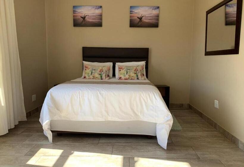 اتاق استاندارد با تخت بزرگ, Malu Guest House