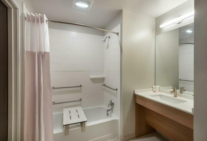 身障者適用スタンダードルーム, Microtel Inn & Suites By Wyndham Warsaw
