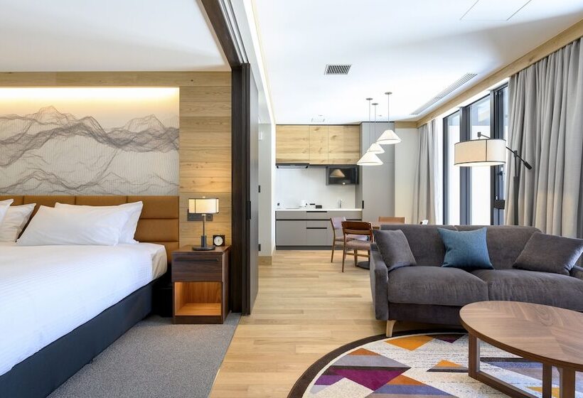 Люкс, Yu Kiroro, Ski In Ski Out Luxury Residences