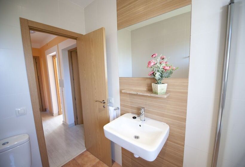 Апартаменты 3 Спальни, Apartamentos Maribel