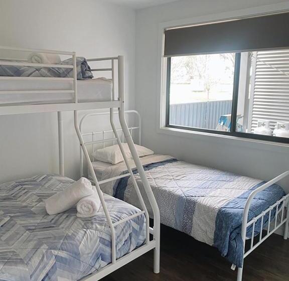 침실 3개 아파트, Bundalong Villas