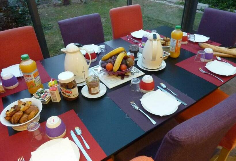 Номер Комфорт, Bordeaux Cosy B&b