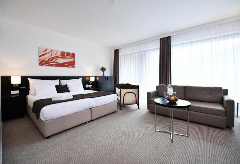 سوییت جونیور, Wellness Hotel Vista