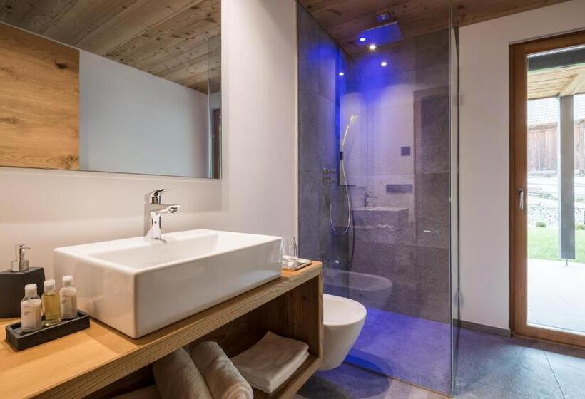 Апартаменты 1 Спальня с Видом, Les Dolomites Mountain Lodges