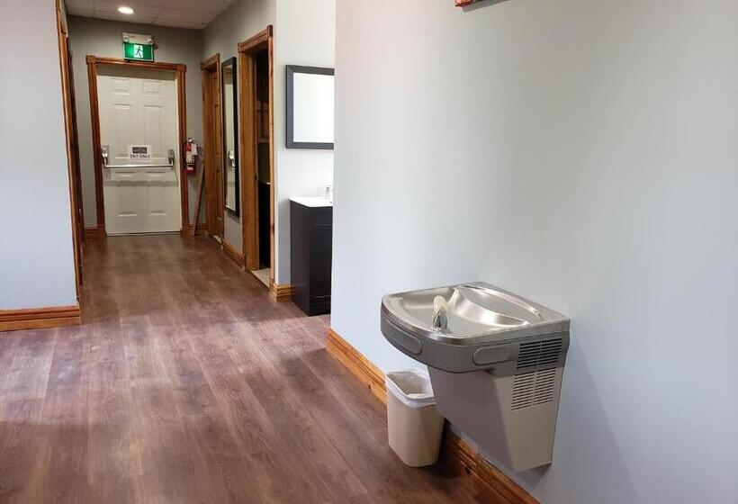 Трехместный Номер Deluxe, Hepworth Hostel