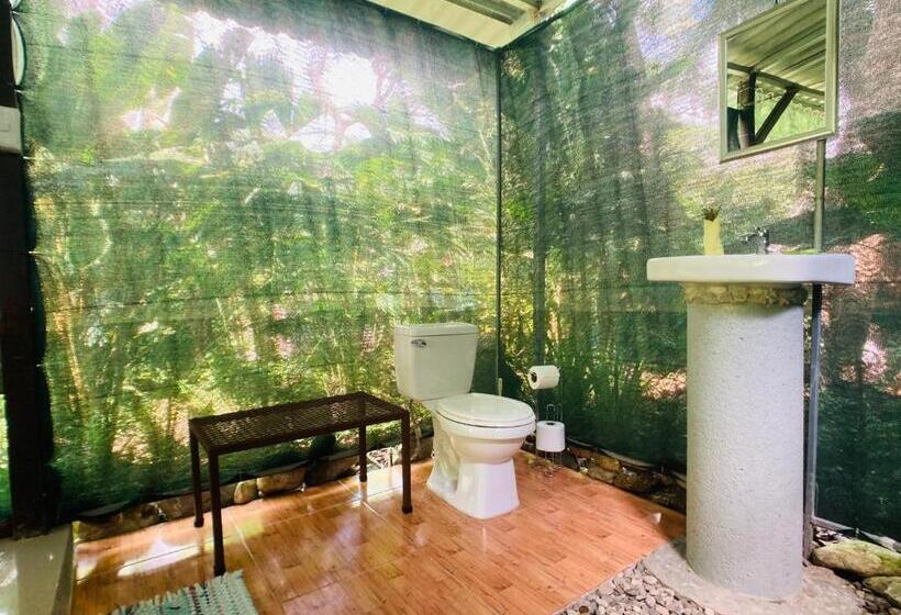 스탠다드 방갈로 정원 전망, Yejos Jungle Lodge