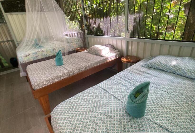 패밀리 방갈로, Yejos Jungle Lodge