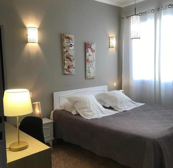 Номер Стандарт, Hôtel Restaurant Les Chasseurs