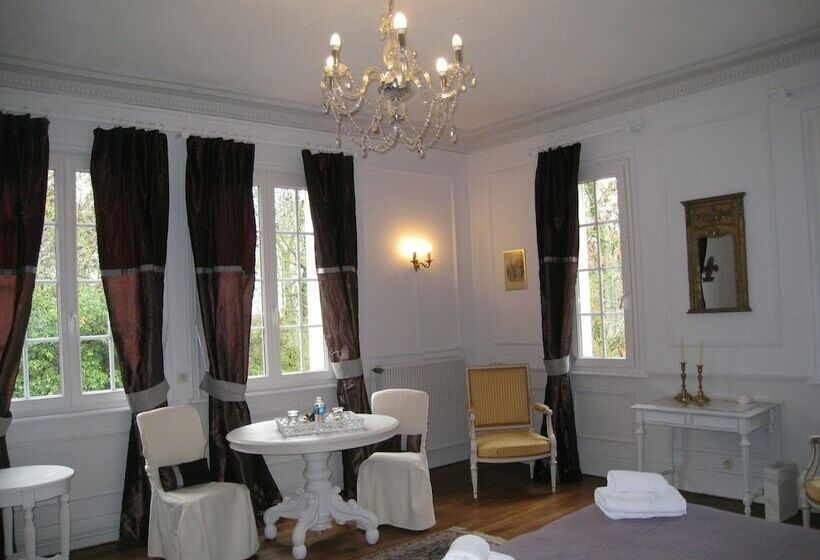 Номер Стандарт, Chambres D Hotes Spa Château D Omiécourt
