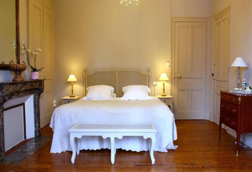 Люкс, Chambres D Hotes Spa Château D Omiécourt