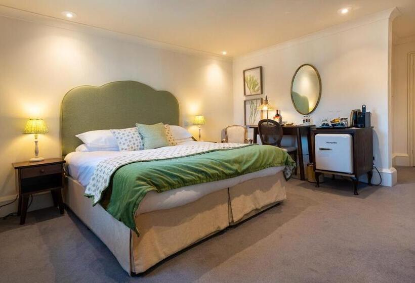 Классический Номер, The Hoste And The Vine House Hotels