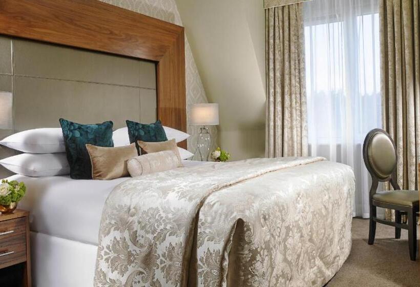 سوئیت کلاسیک, Carrigaline Court Hotel & Leisure Centre