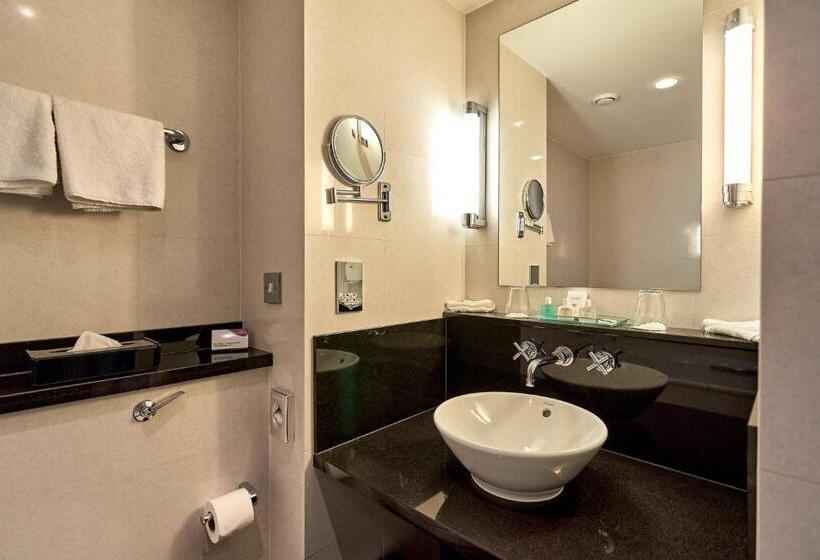Номер Стандарт 2 Двуспальные Кровати, Crowne Plaza Marlow, An Ihg