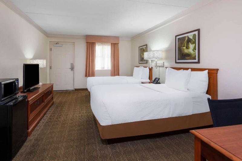 디럭스 룸, La Quinta East Deerfield Beach   Boca Raton