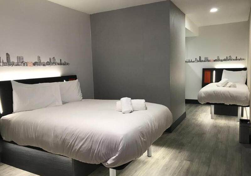Номер Deluxe, London Marriott  Maida Vale