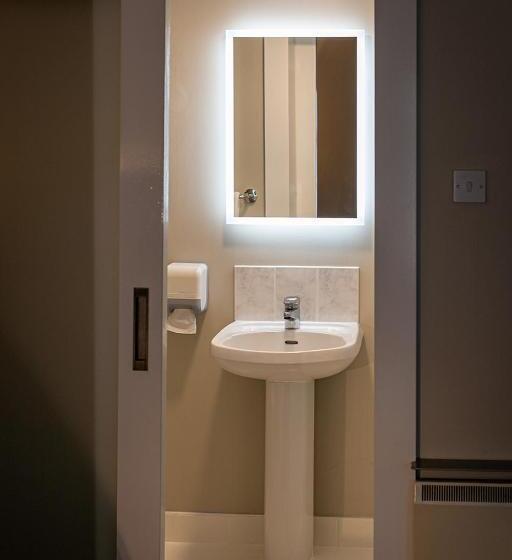 이코노미 트리플 룸, Tralee Townhouse