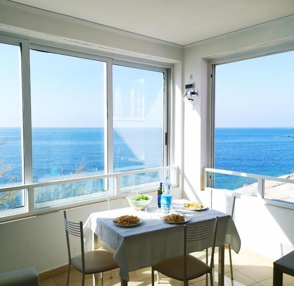 带1个卧室的带阳台的公寓, Appartamenti   Villa Mare