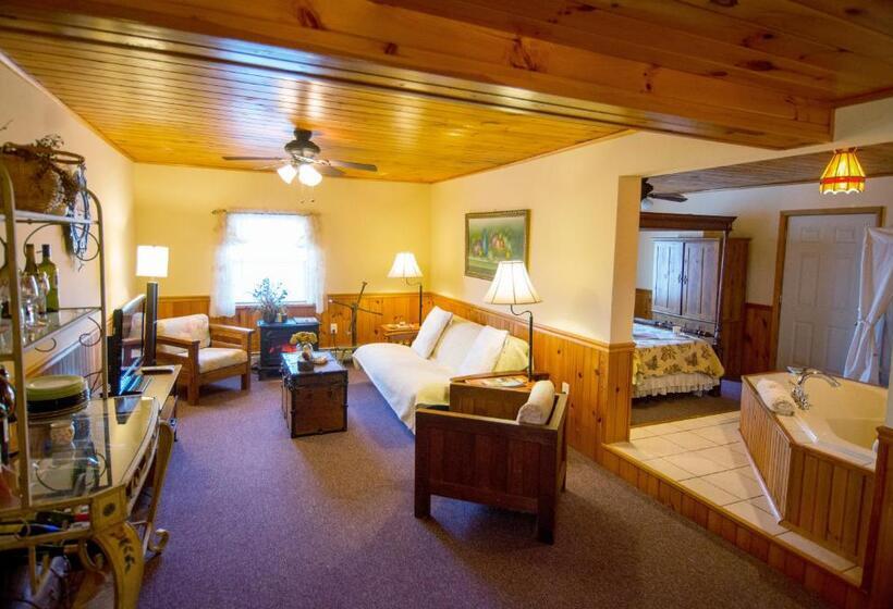 Люкс Повышенной Комфортности, Savannah House Wine Country Inn & Cottages