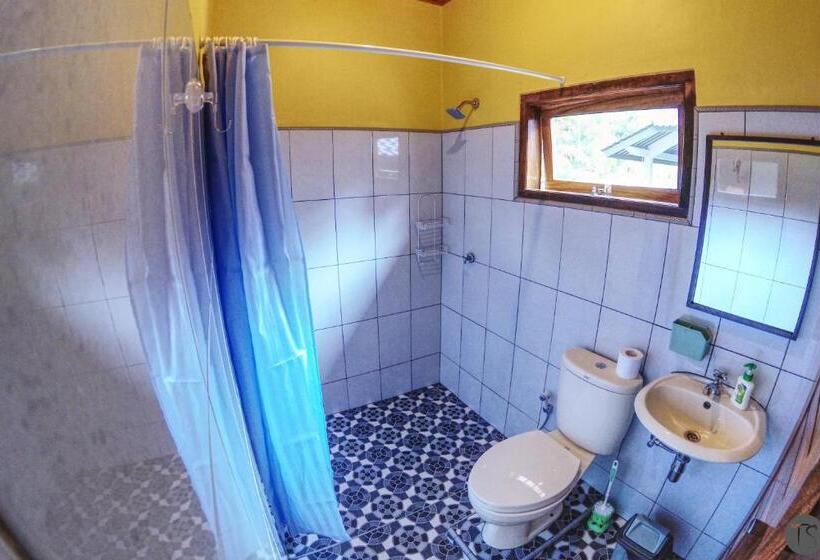 Бунгало Стандарт 2 Спальни, Sadati Home Stay