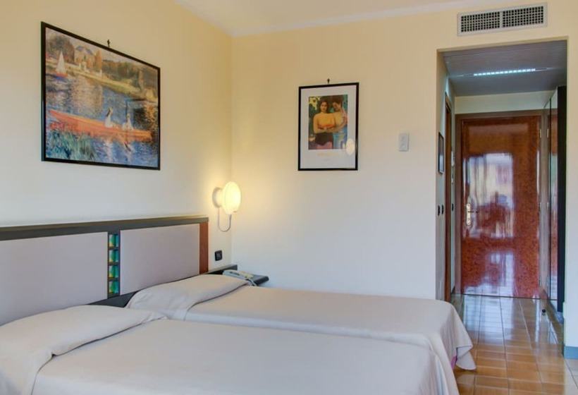 Deluxe Room with Balcony, Caesar Palace