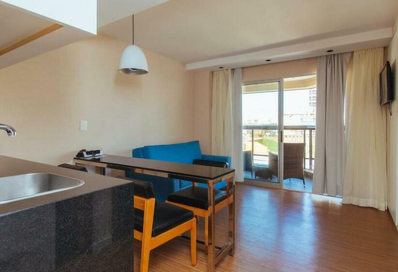 سوئیت پریمیوم, Golden Beach Resort & Spa