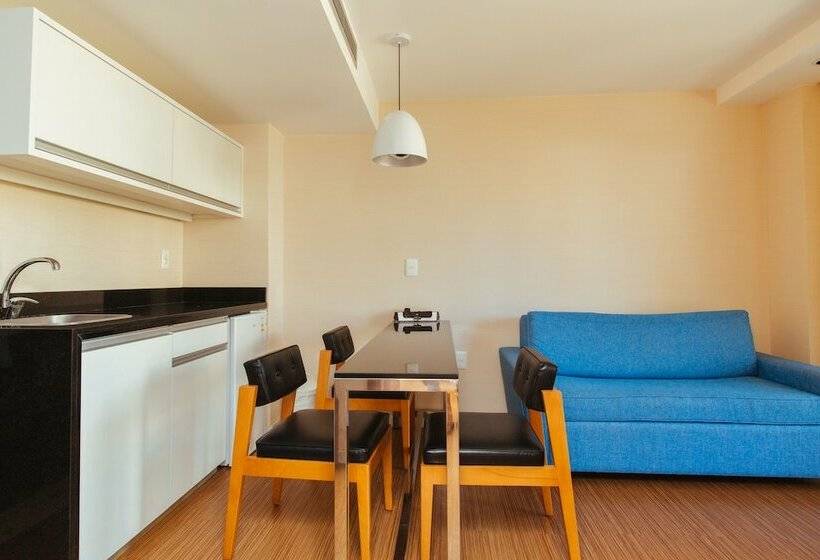 سوئیت پریمیوم, Golden Beach Resort & Spa