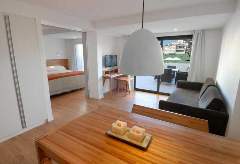سوئیت پریمیوم, Golden Beach Resort & Spa