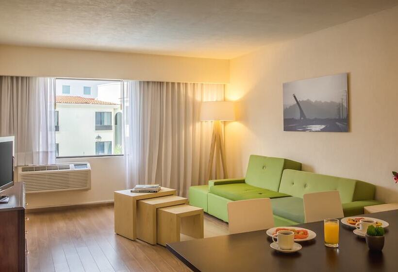 ジュニアスイート, Fiesta Inn Monterrey La Fe