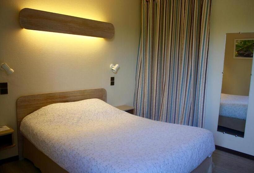 Номер Стандарт Вид на Сад, Hostellerie Saint Benoît