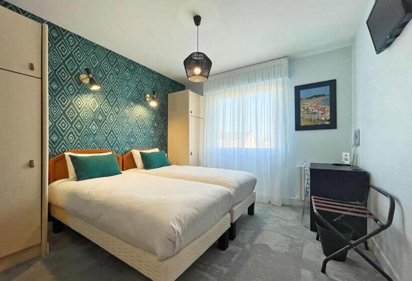Номер Стандарт, Hôtel L Albatros